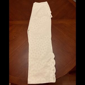 Women’s MargaretM  White Flower Pants Size 2